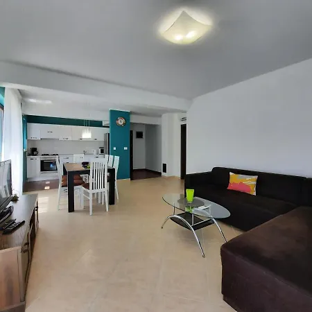 Maslina Apartment *